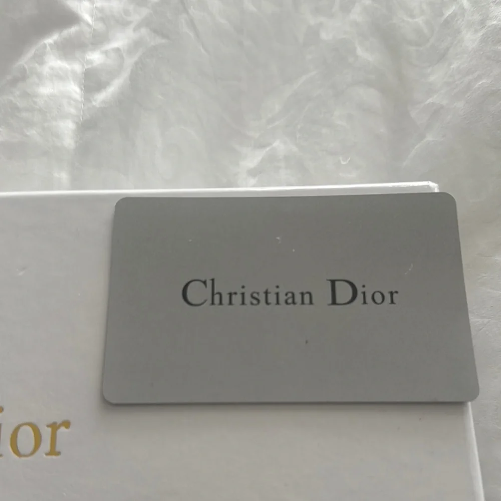 Dior Black and Cream Wallet - Picture 5 of 10